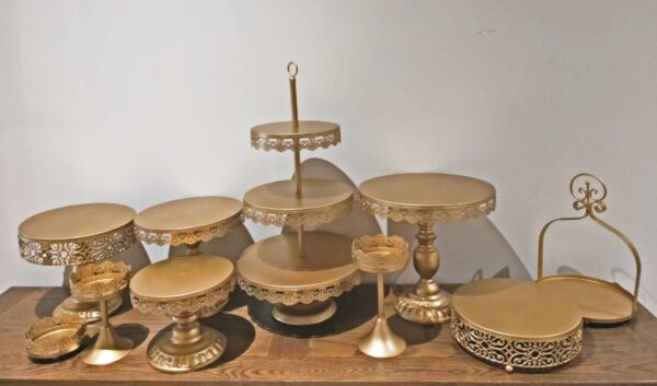 10 Metal gold cake tray-pastry set