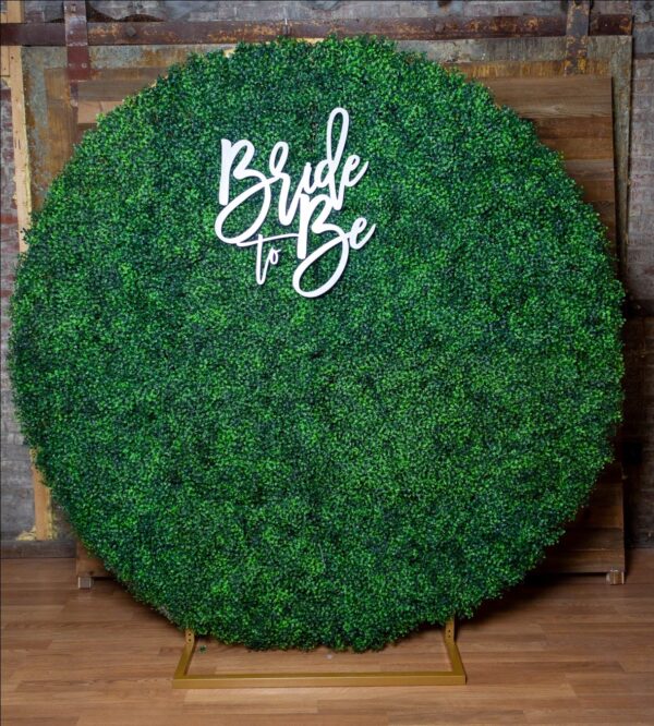 Round Green/Foilage Wall