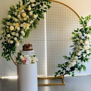 Gold Round Metal Mesh Backdrop